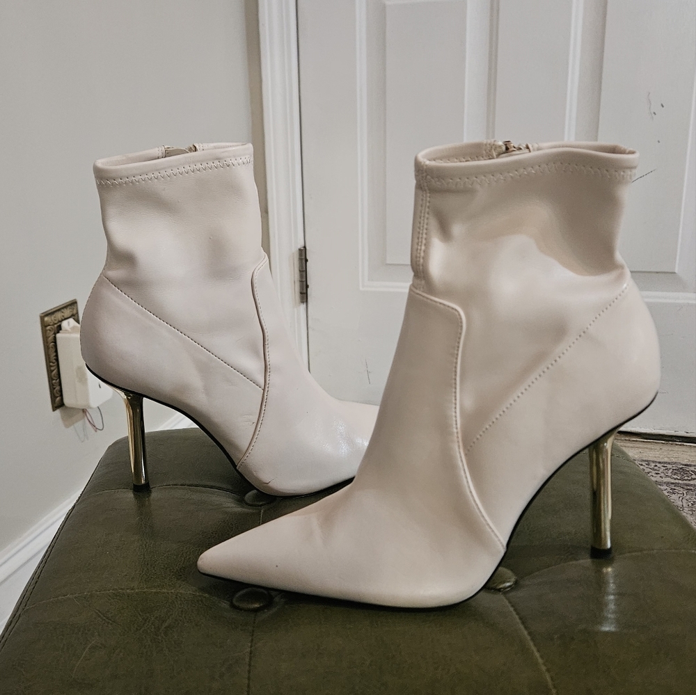 ZARA Cream/ivory Gold Stiletto Heeled Zip Booties. 3.75". Size US 6.5 - Picture 5 of 15